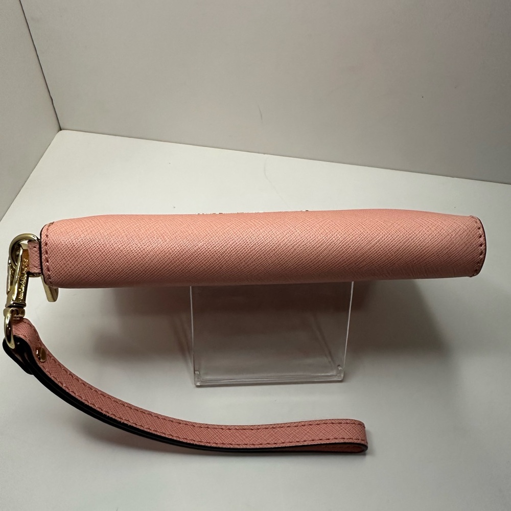 Michael Kors EUC Pink Saffiano Leather Jet Set Wallet with Strap - Picture 7 of 17